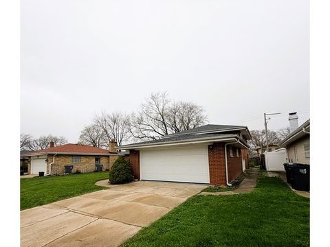 Tiny photo for 1118 E 169th Street, South Holland, IL 60473 (MLS # 12622138)
