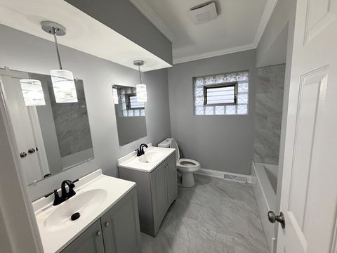 Tiny photo for 1118 E 169th Street, South Holland, IL 60473 (MLS # 12622138)