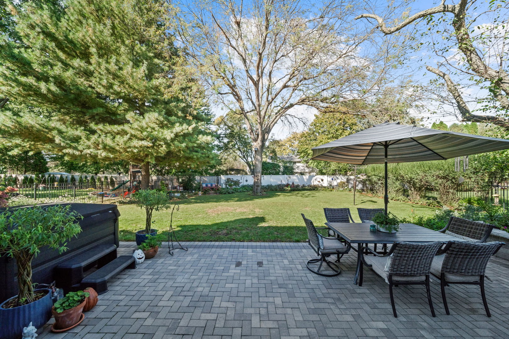 2415 Bradford Drive
