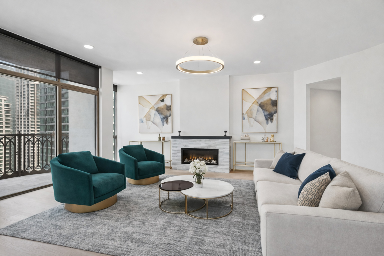 21 E HURON Street 1806