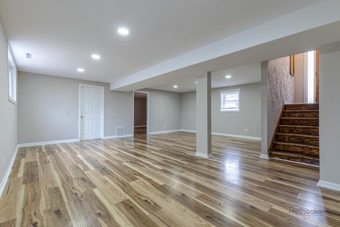 Tiny photo for 1096 Beechwood Road, Buffalo Grove, IL 60089 (MLS # 12552110)