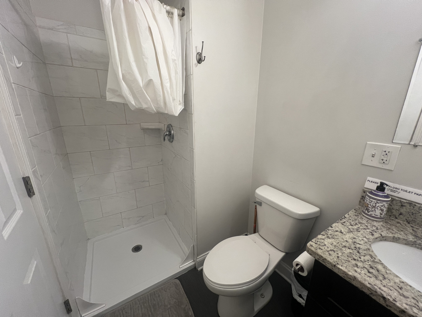 716 S Claremont Avenue