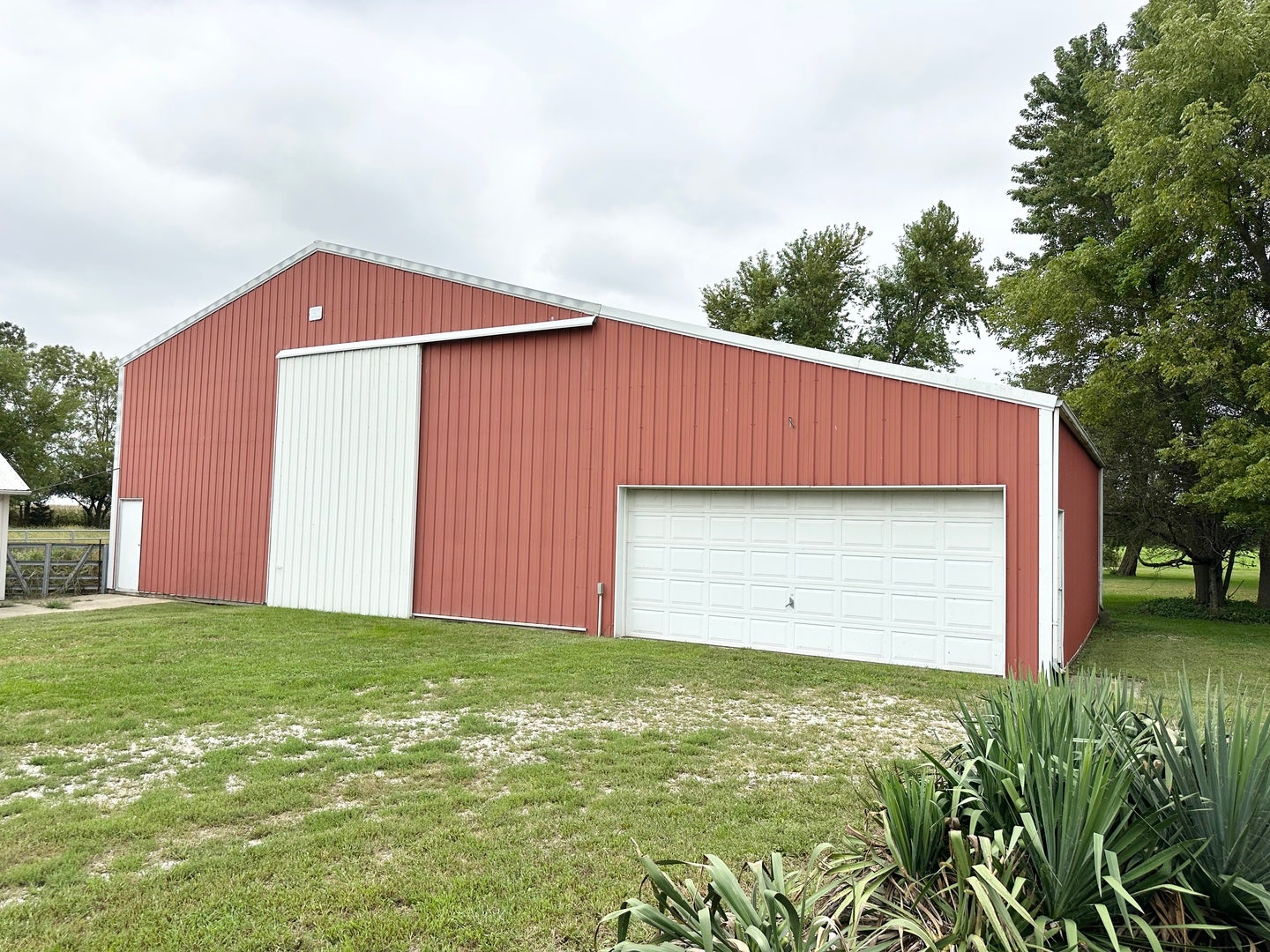 1698 E 1400 North Road