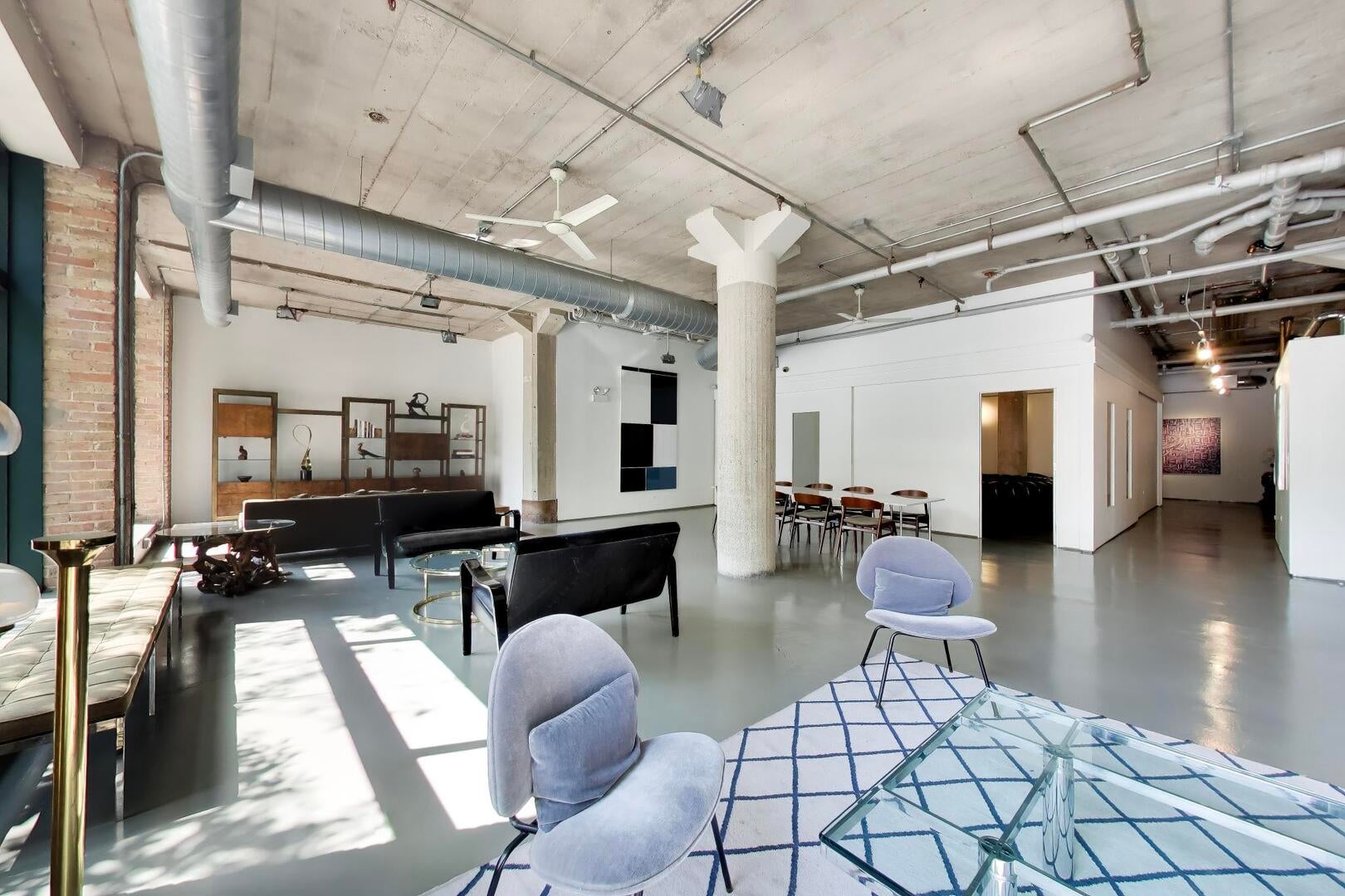 110 N PEORIA Street 102