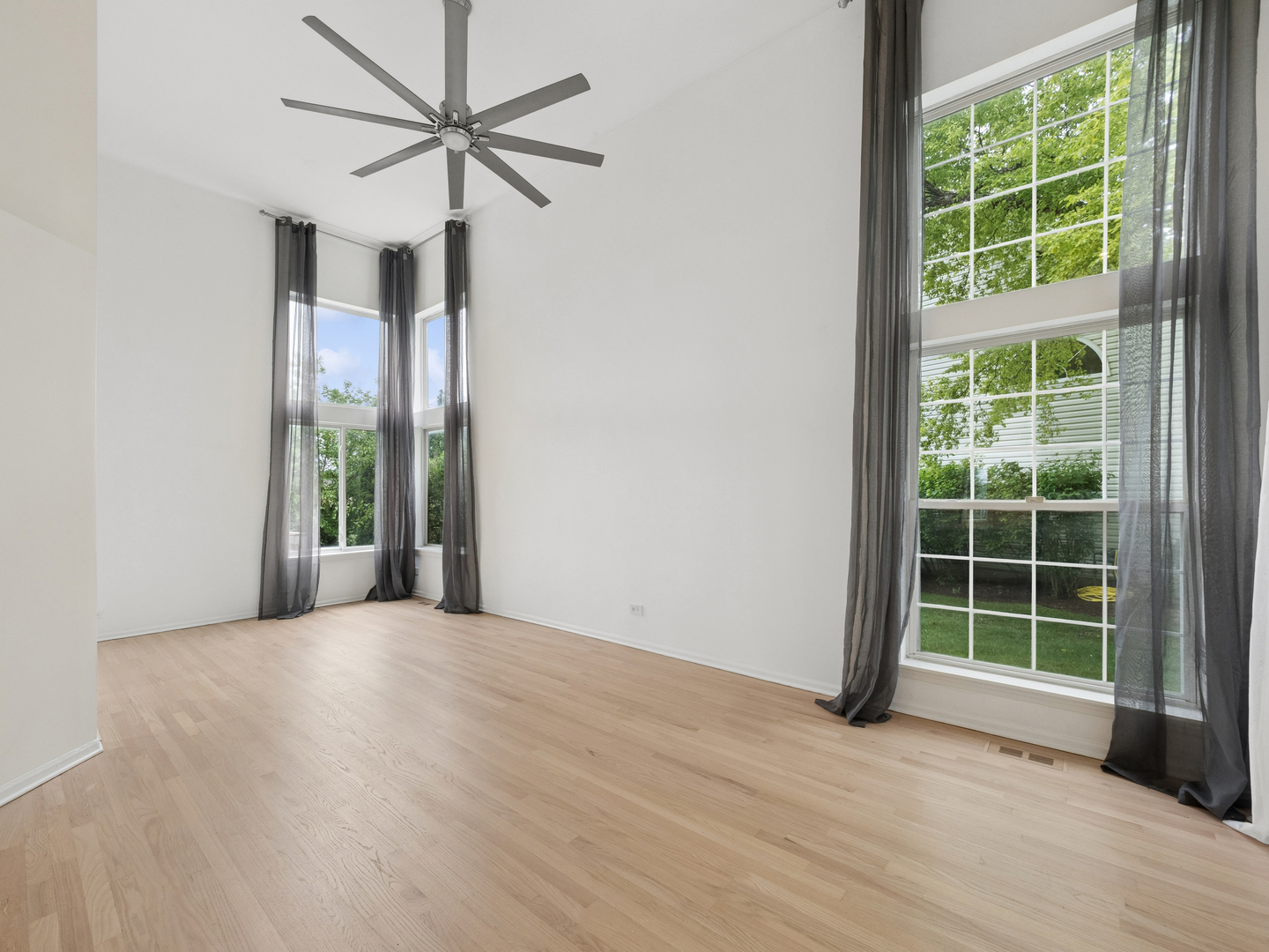 7943 Dada Drive