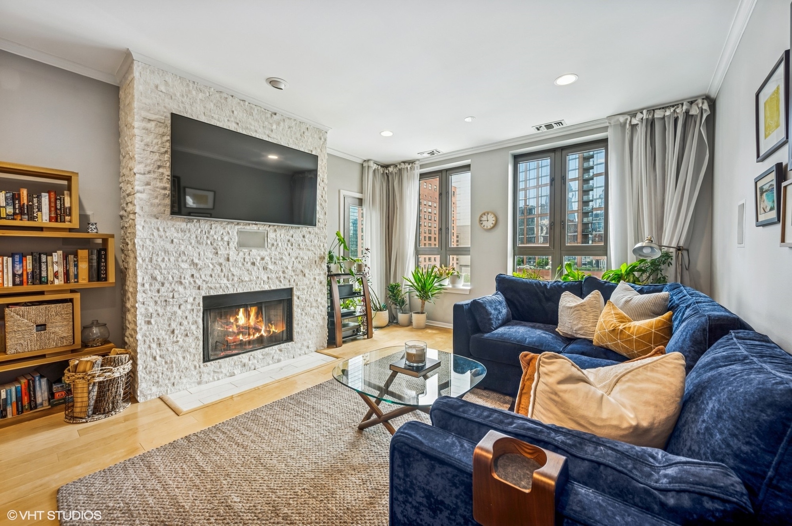 400 N Clinton Street 704