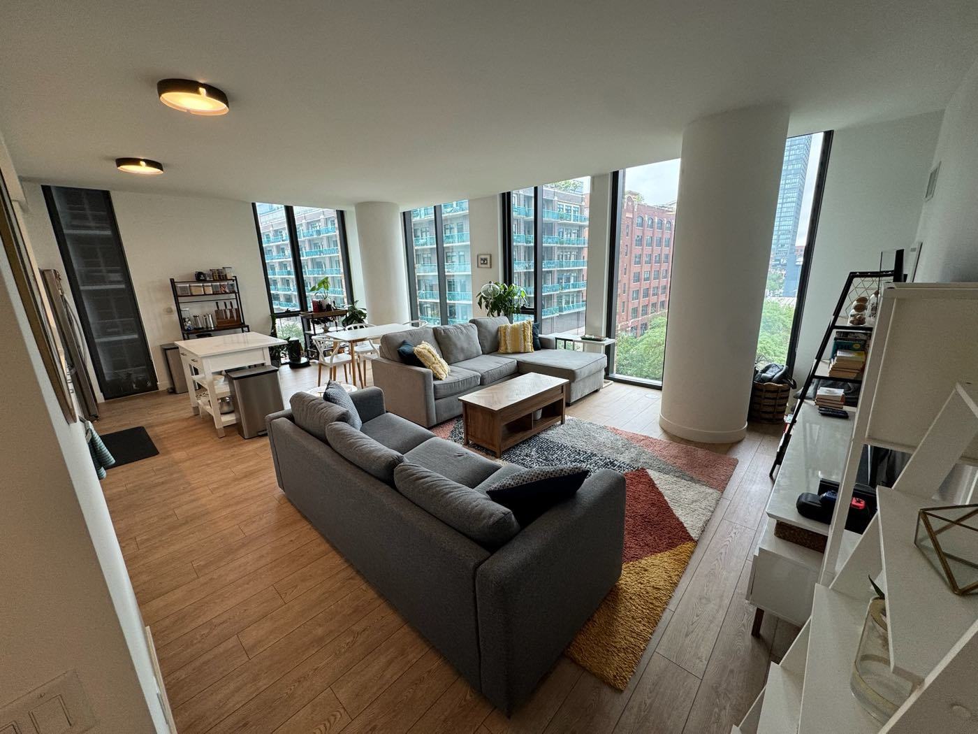 855 W Madison Street 615
