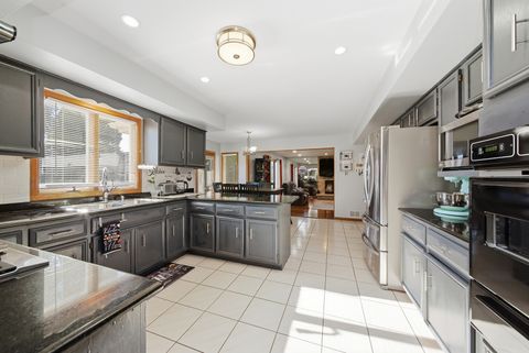 Tiny photo for 7435 W 157th Street, Orland Park, IL 60462 (MLS # 12531737)