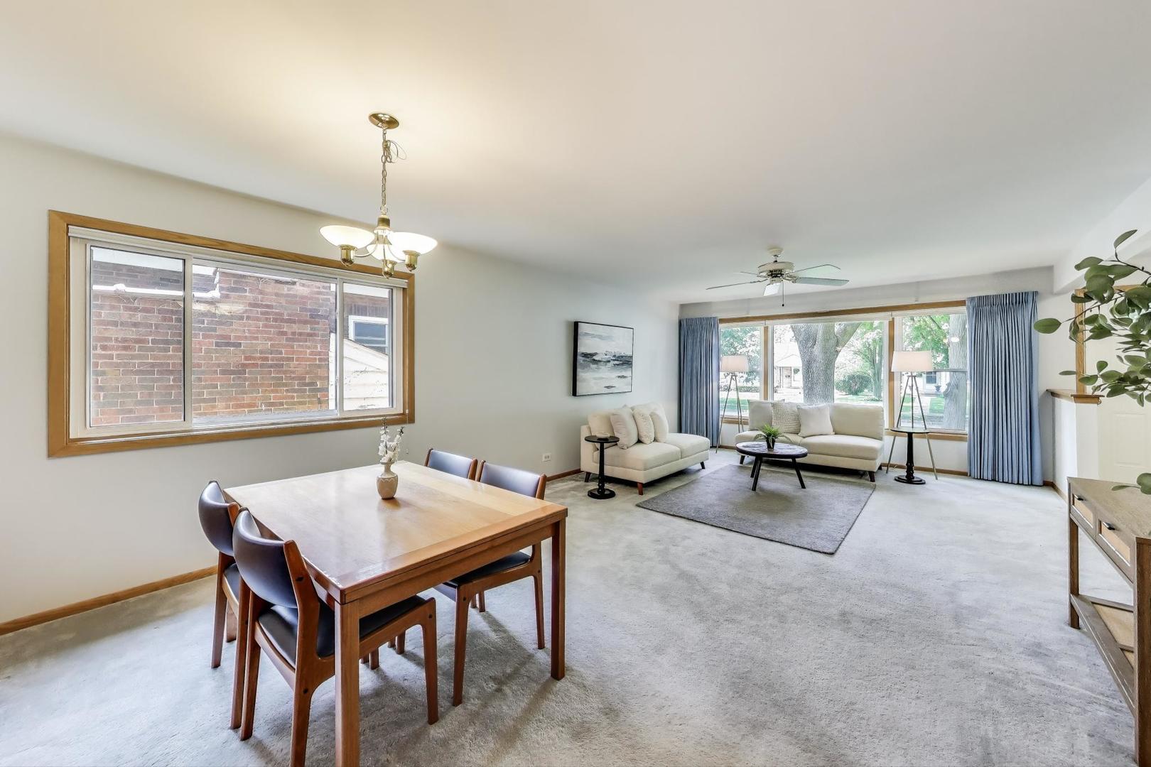 539 S Evergreen Avenue