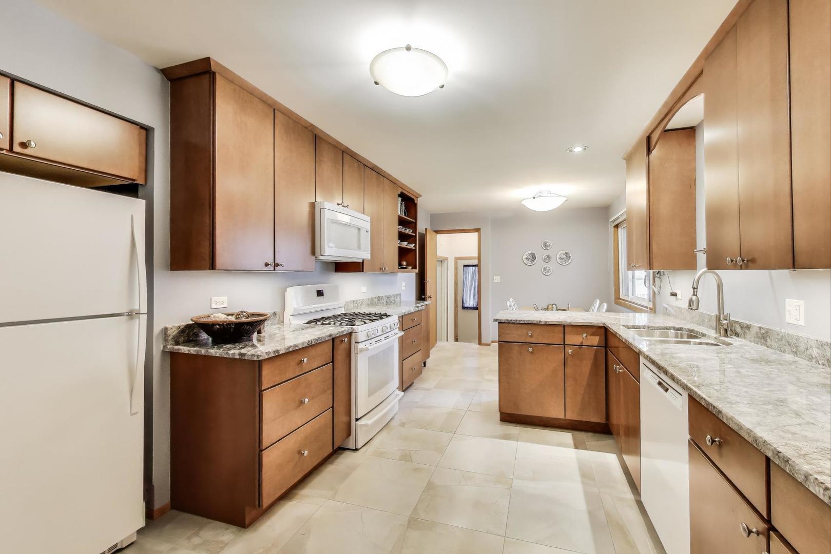 539 S Evergreen Avenue