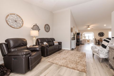 Tiny photo for 2331 Eastwood Avenue, Streator, IL 61364 (MLS # 12593352)