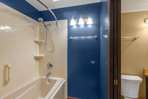 Tiny photo for 1965 Crescent Lane, Hoffman Estates, IL 60169 (MLS # 12762878)
