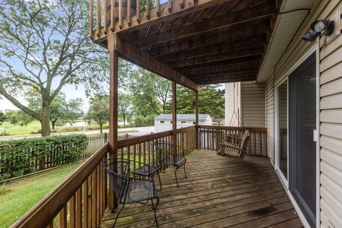 Tiny photo for 1965 Crescent Lane, Hoffman Estates, IL 60169 (MLS # 12762878)