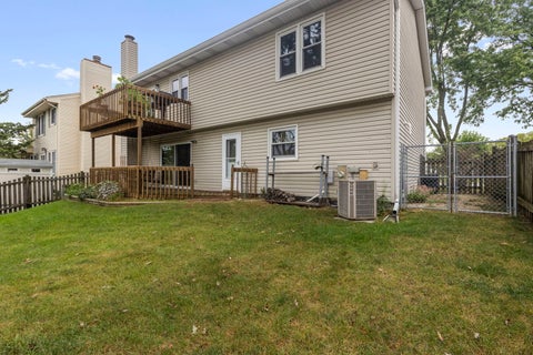 Tiny photo for 1965 Crescent Lane, Hoffman Estates, IL 60169 (MLS # 12762878)