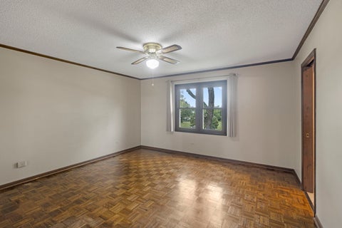 Tiny photo for 1965 Crescent Lane, Hoffman Estates, IL 60169 (MLS # 12762878)