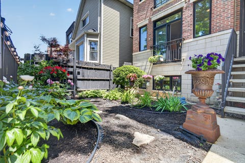 Tiny photo for 2709 N Campbell Avenue #1, Chicago, IL 60647 (MLS # 12616629)
