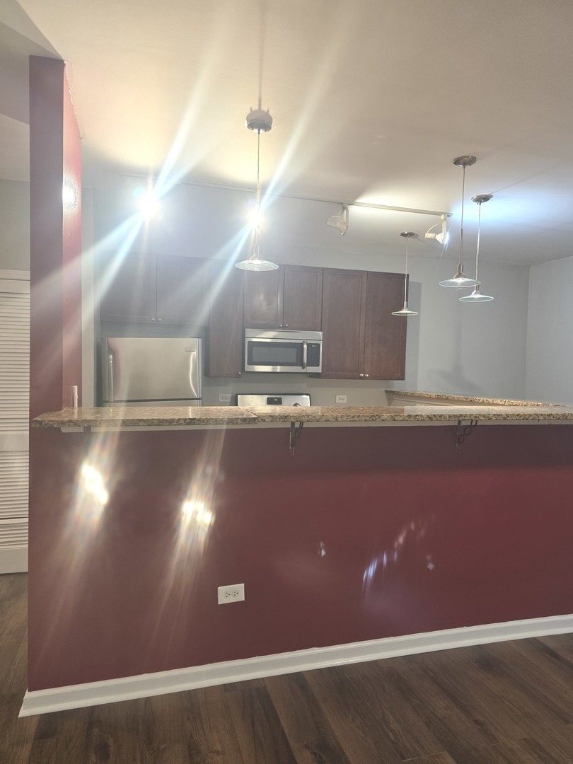 736 S Kedzie Avenue 1