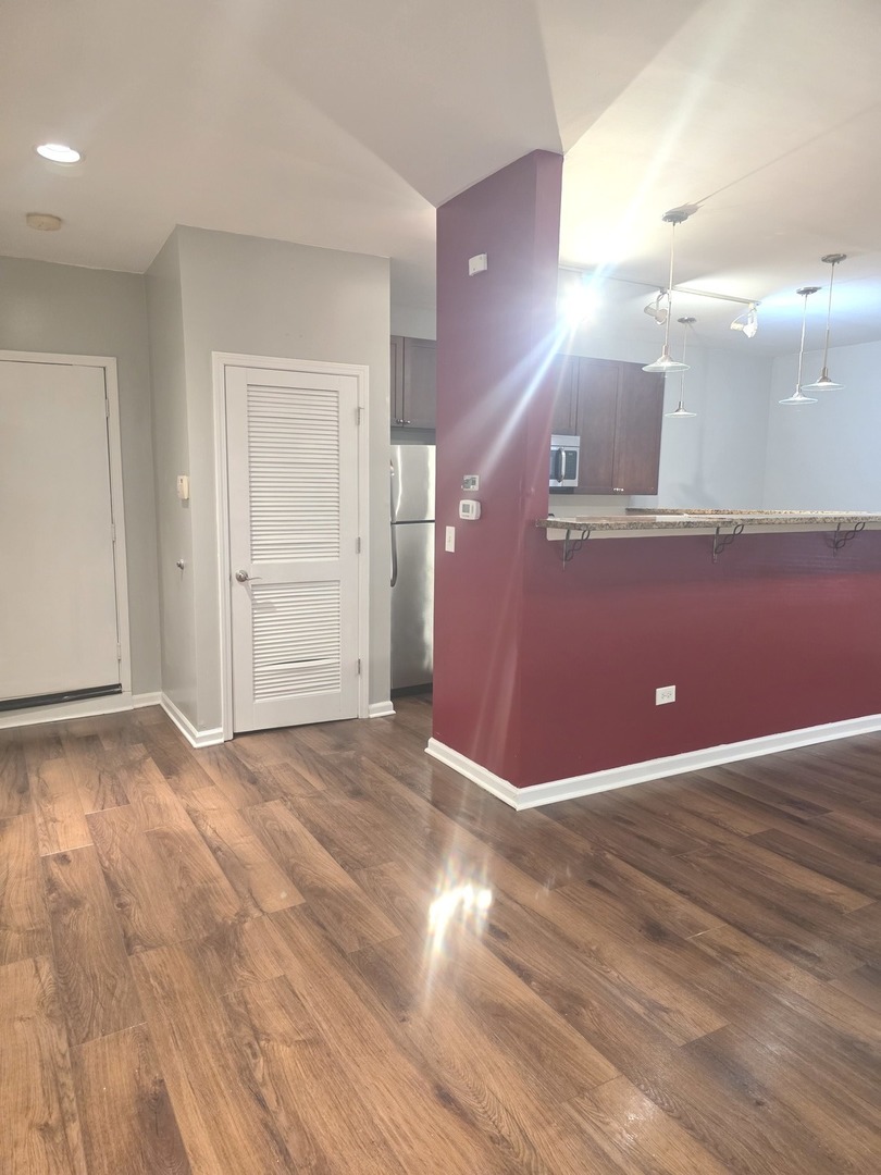 736 S Kedzie Avenue 1