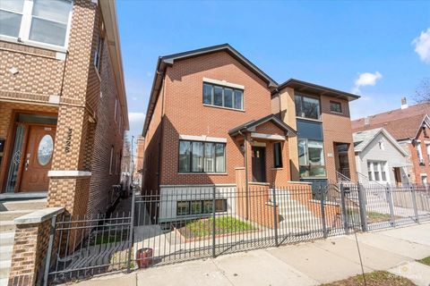 Photo of 3326 S Lituanica Avenue, Chicago, IL 60608 (MLS # 12609431)