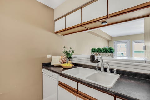 Tiny photo for 539 Quail Creek Drive, Grayslake, IL 60030 (MLS # 12712432)