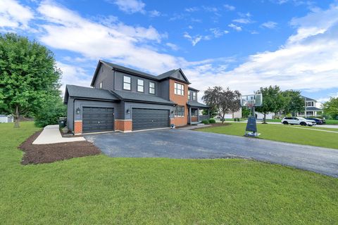 Tiny photo for 2524 Lyman Loop, Yorkville, IL 60560 (MLS # 12454576)