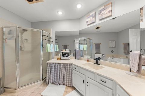 Tiny photo for 513 Green Bridge Lane #B, Prospect Heights, IL 60070 (MLS # 12593343)