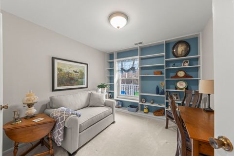 Tiny photo for 513 Green Bridge Lane #B, Prospect Heights, IL 60070 (MLS # 12593343)