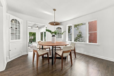 Tiny photo for 2111 Lincolnwood Drive, Evanston, IL 60201 (MLS # 12791614)