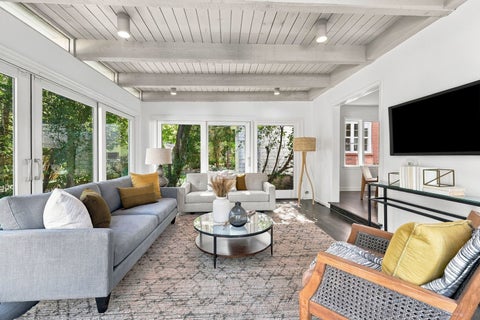 Tiny photo for 2111 Lincolnwood Drive, Evanston, IL 60201 (MLS # 12791614)