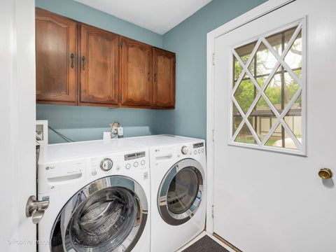 Tiny photo for 16W660 89th Place, Willowbrook, IL 60527 (MLS # 12646441)