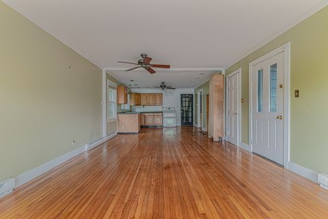 Tiny photo for 2108 Beach Drive, Fox River Grove, IL 60021 (MLS # 12461882)