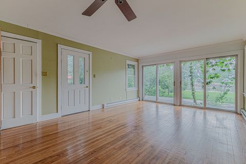 Tiny photo for 2108 Beach Drive, Fox River Grove, IL 60021 (MLS # 12461882)