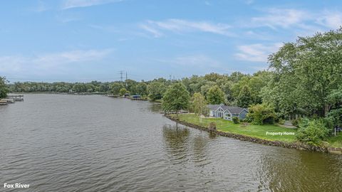 Tiny photo for 2108 Beach Drive, Fox River Grove, IL 60021 (MLS # 12461882)