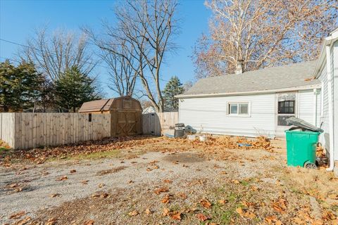 Tiny photo for 713 N George Street, Clinton, IL 61727 (MLS # 12523184)