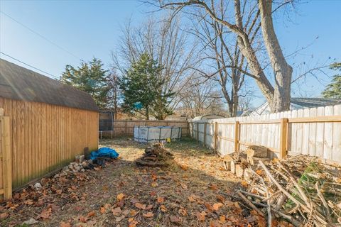Tiny photo for 713 N George Street, Clinton, IL 61727 (MLS # 12523184)