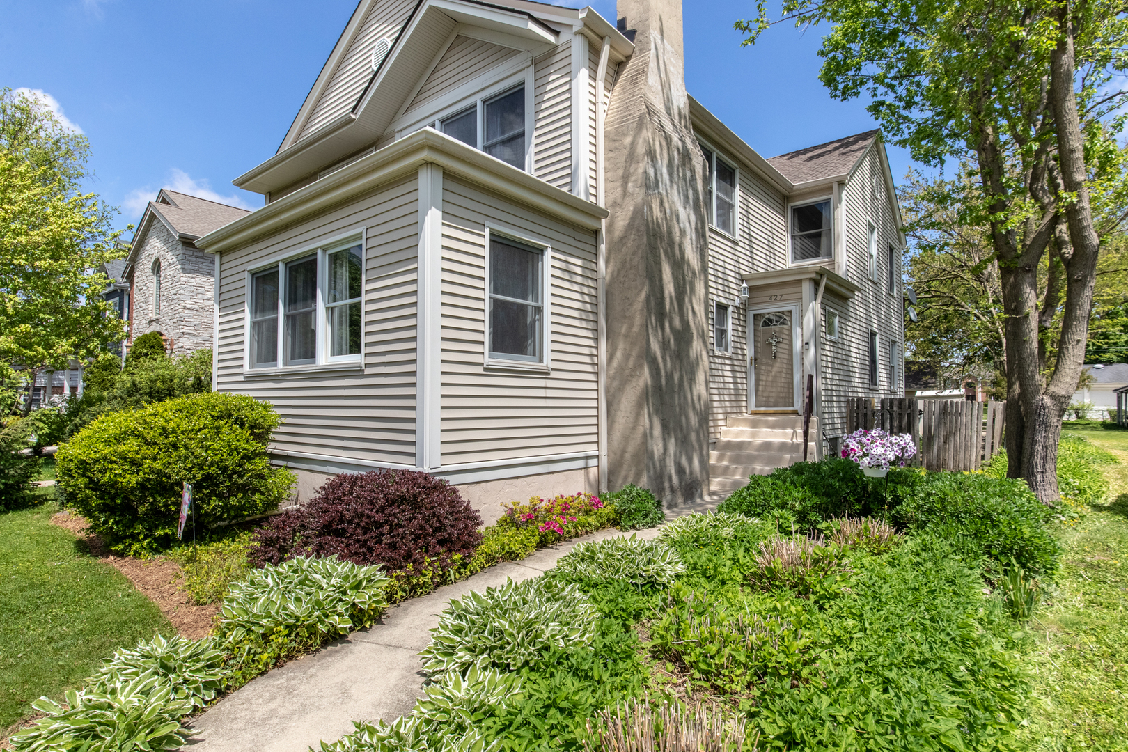 427 Leonard Street
