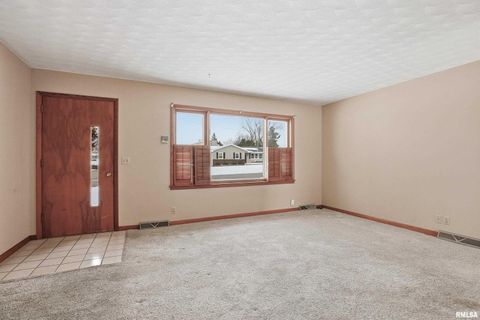 Tiny photo for 1103 15TH Street, De Witt, IA 52742 (MLS # QC4270106)