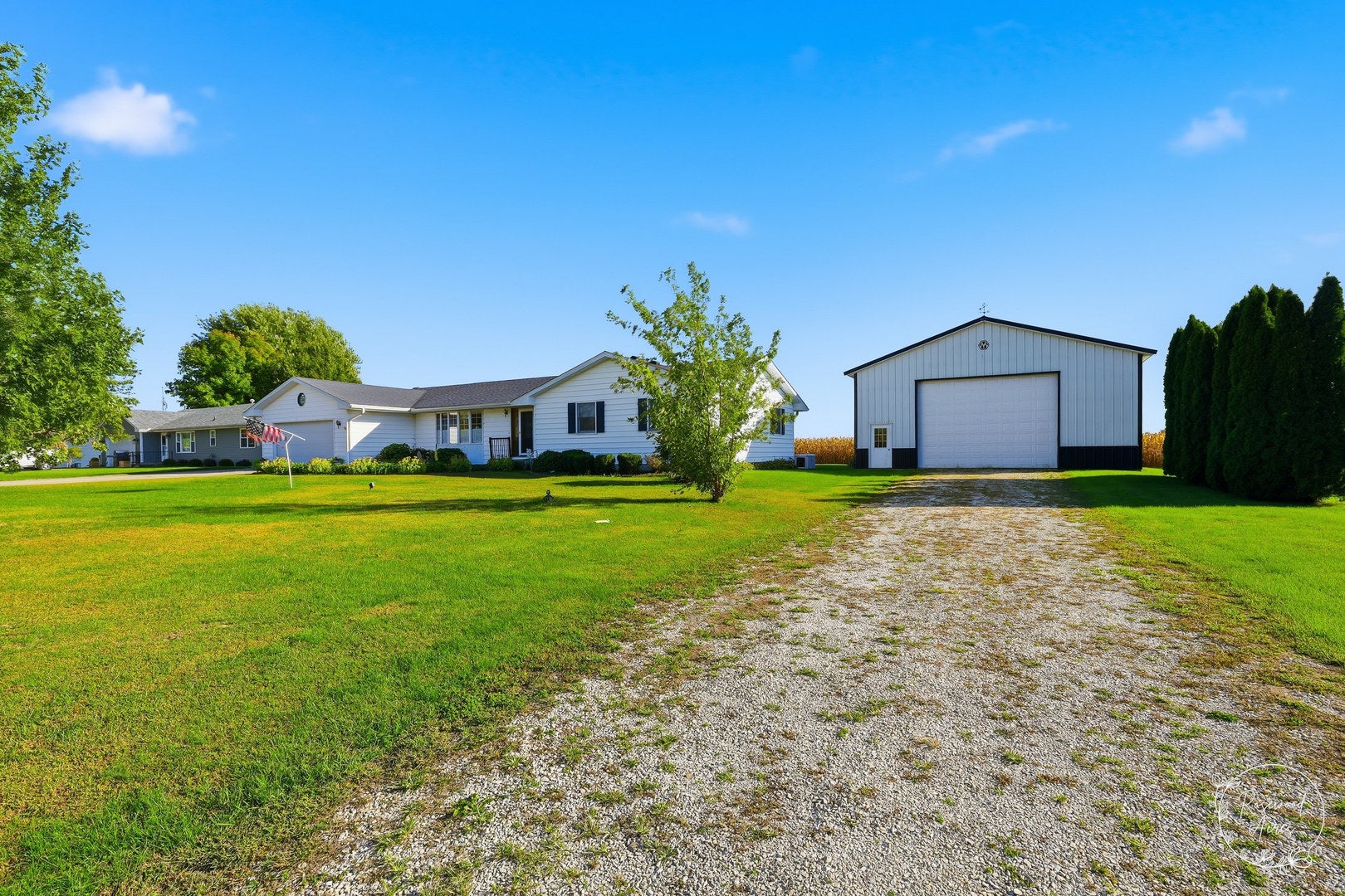 1915 E 1850N Road