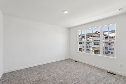 Tiny photo for 555 Yosemite Way, Mundelein, IL 60060 (MLS # 12621165)