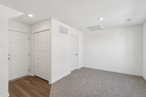 Tiny photo for 555 Yosemite Way, Mundelein, IL 60060 (MLS # 12621165)