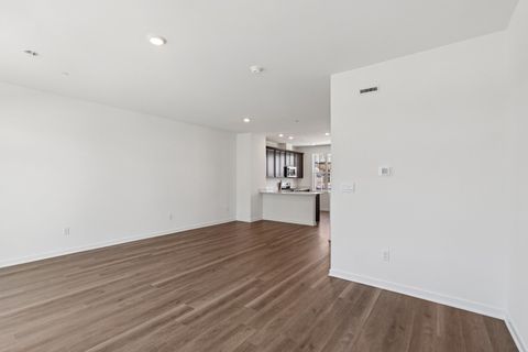 Tiny photo for 555 Yosemite Way, Mundelein, IL 60060 (MLS # 12621165)