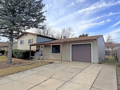 Tiny photo for 16908 Laramie Avenue, Oak Forest, IL 60452 (MLS # 12548239)