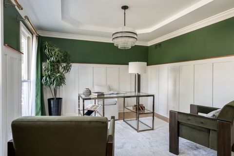 Tiny photo for 369 Hawthorne Boulevard, Glen Ellyn, IL 60137 (MLS # 12608086)