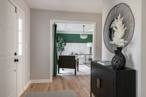 Tiny photo for 369 Hawthorne Boulevard, Glen Ellyn, IL 60137 (MLS # 12608086)