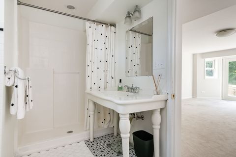 Tiny photo for 369 Hawthorne Boulevard, Glen Ellyn, IL 60137 (MLS # 12608086)