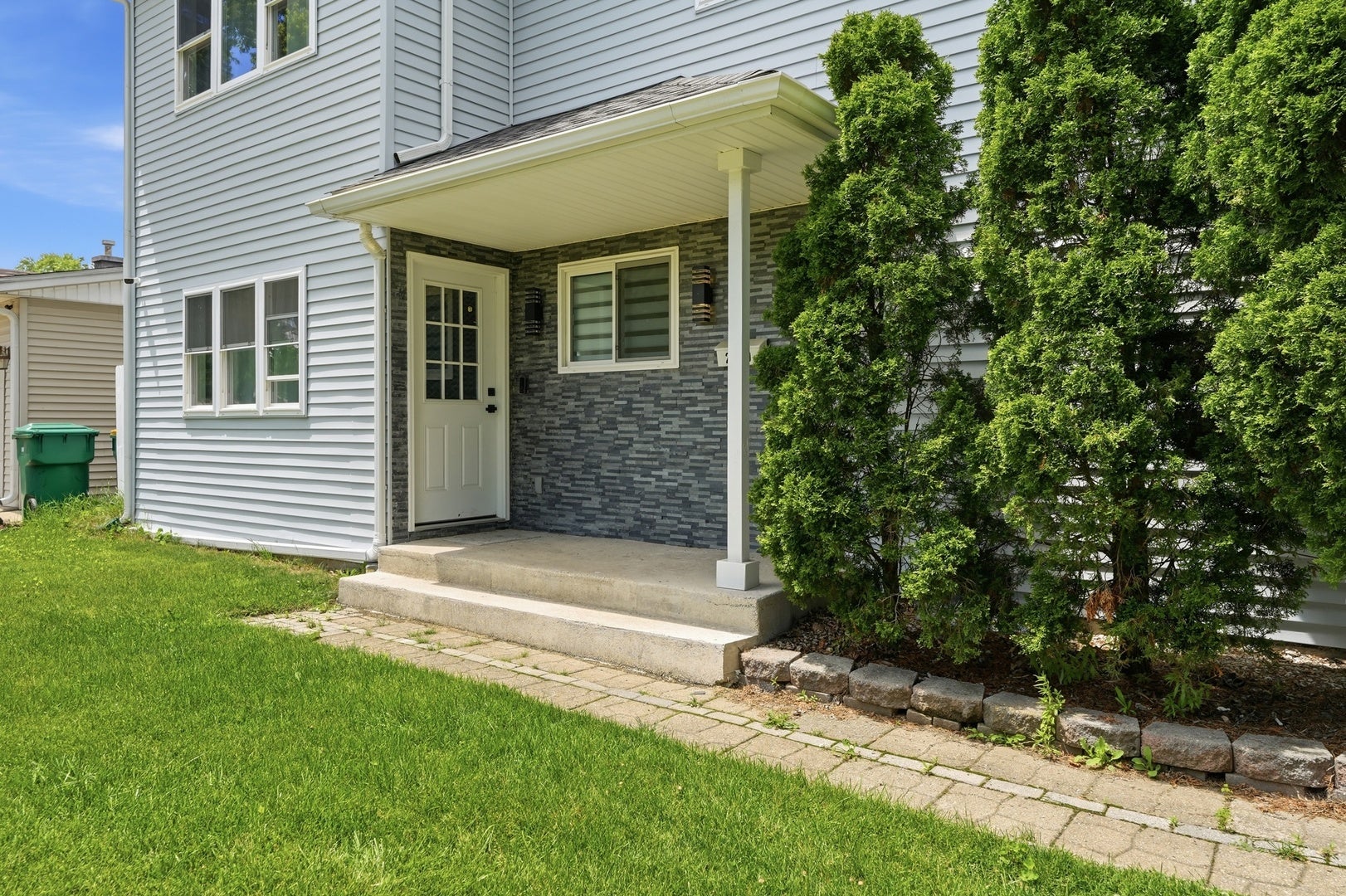 290 E Norman Lane