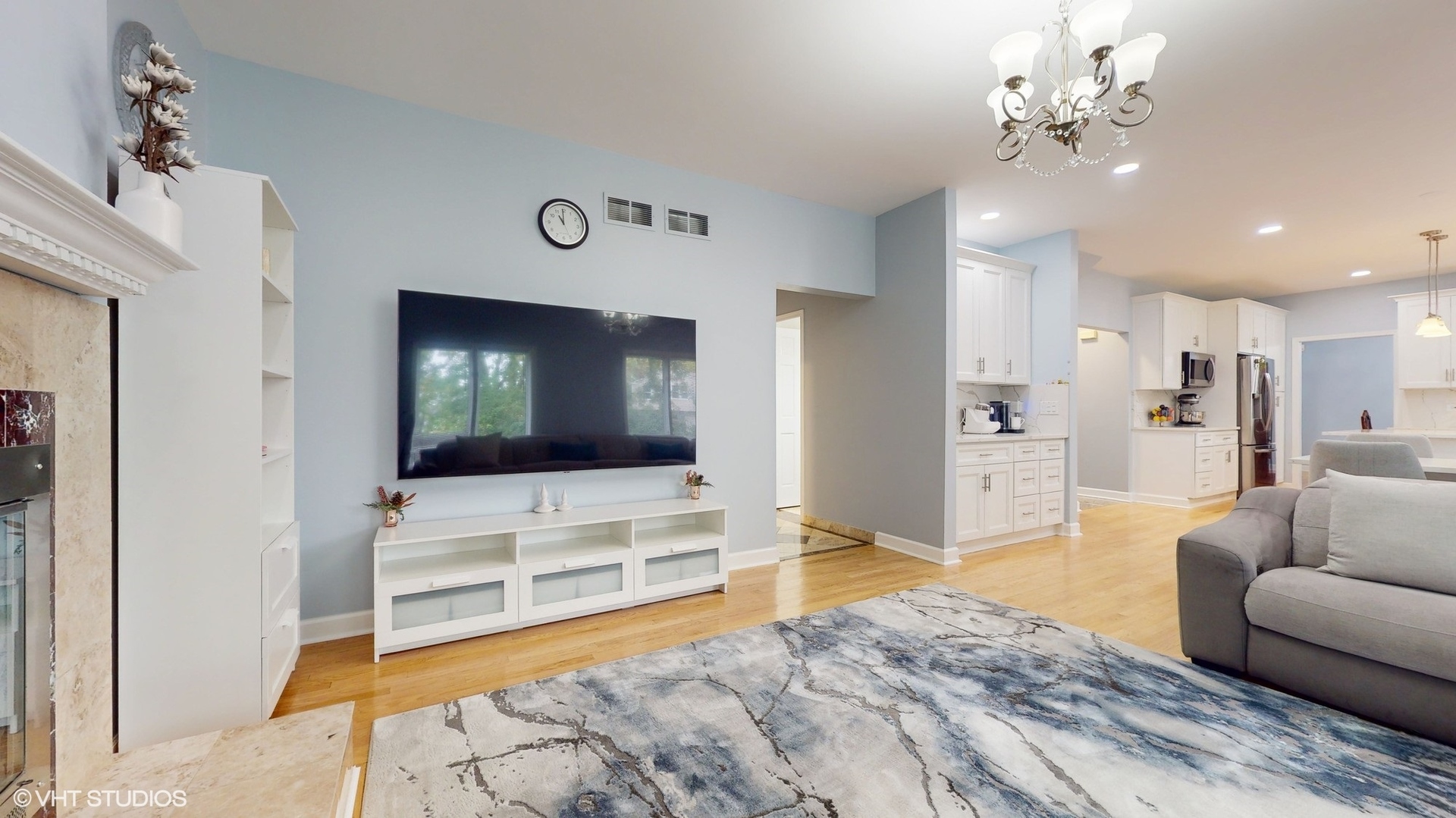 980 Lucinda Drive