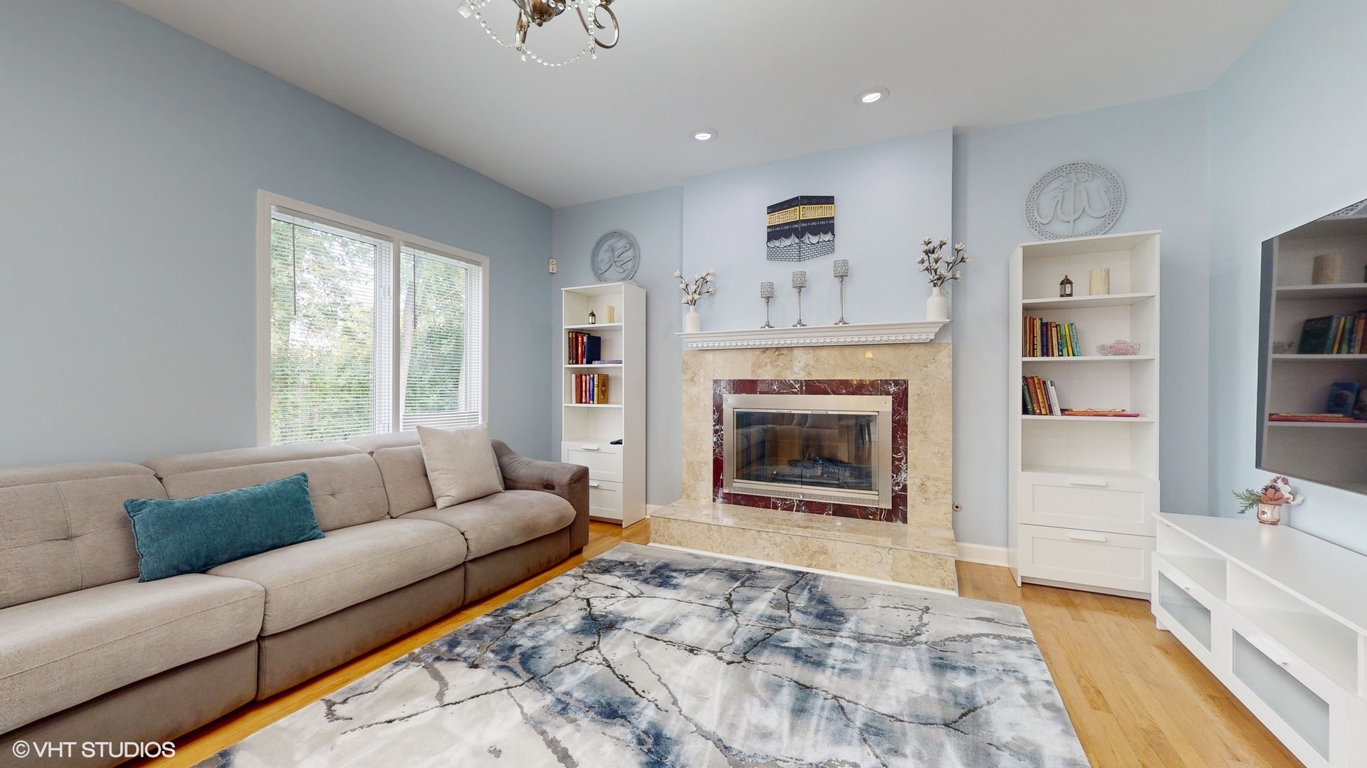 980 Lucinda Drive
