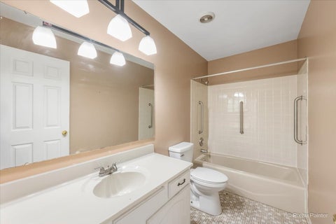 Tiny photo for 1487 Castlewood Drive, Wheaton, IL 60189 (MLS # 12706426)