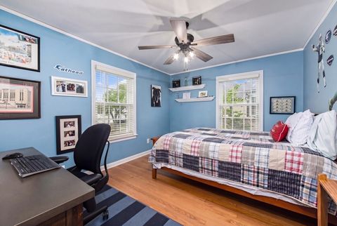 Tiny photo for 831 S Prospect Avenue, Park Ridge, IL 60068 (MLS # 12624279)